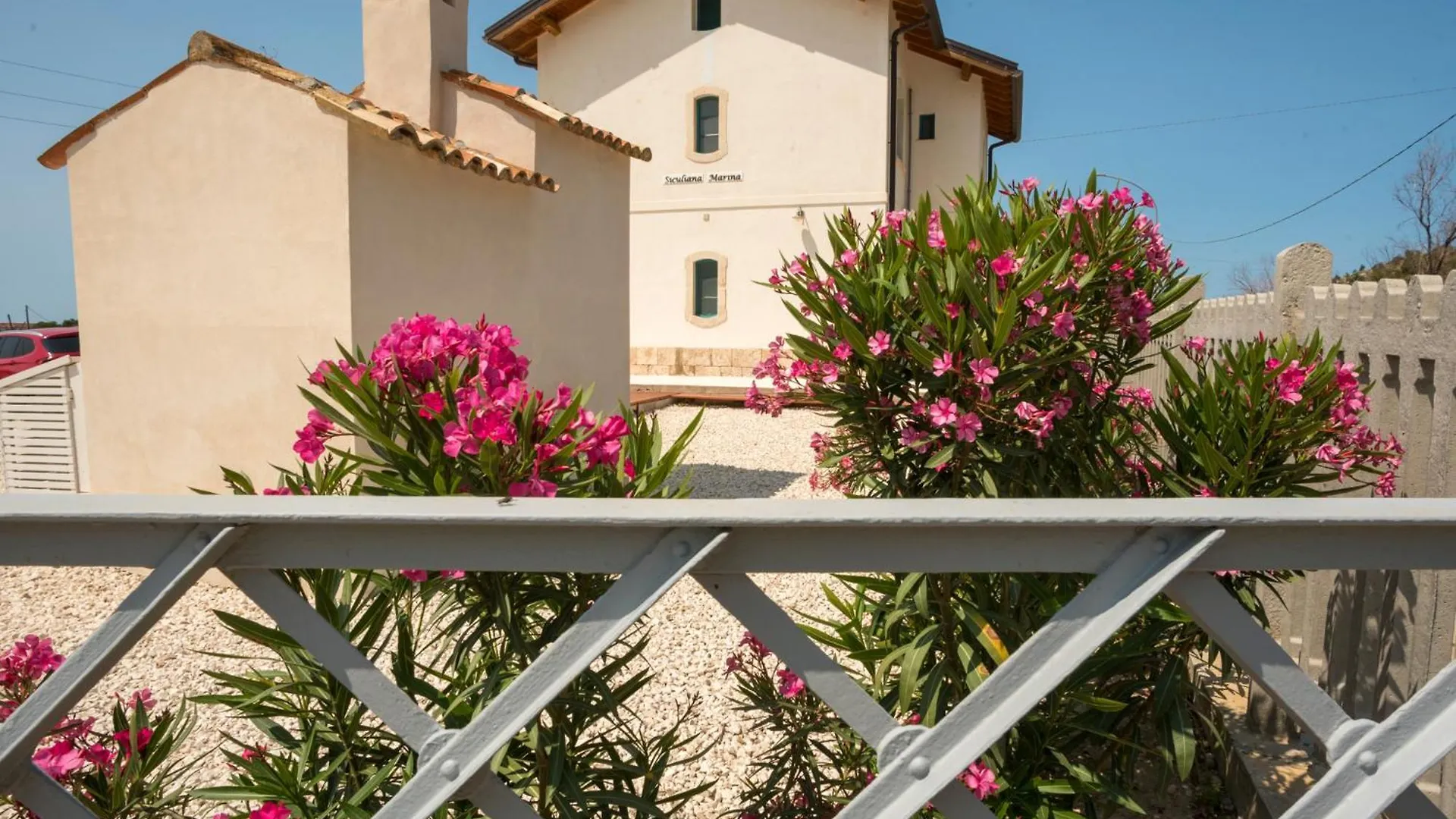 Bed & Breakfast B&B Fermata 106 Da Carolina Siculiana Marina